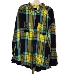 Cato Fashions Women’s Plaid Rayon Oversized Tunic 22/24W